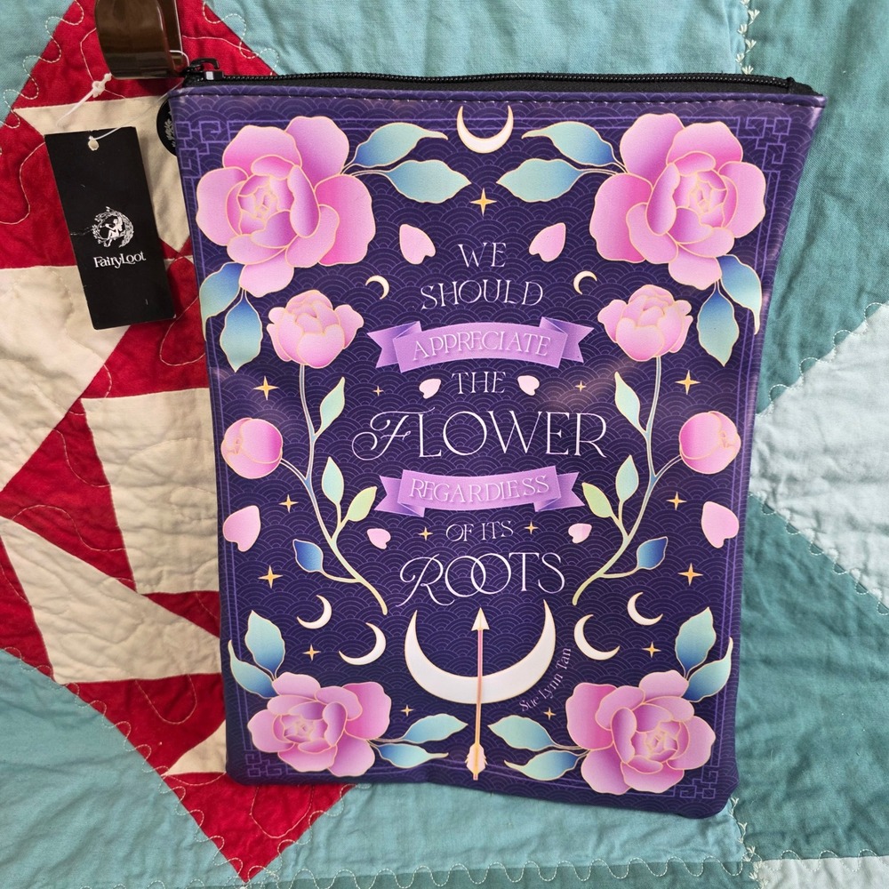 FairyLoot‎ Daughter of the Moon Goddess Sue Lynn Tan Book Sleeve Purple Floral